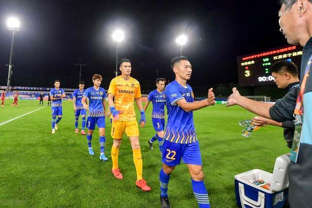 皇马以4-1大胜塞维，姆巴佩梅开二度